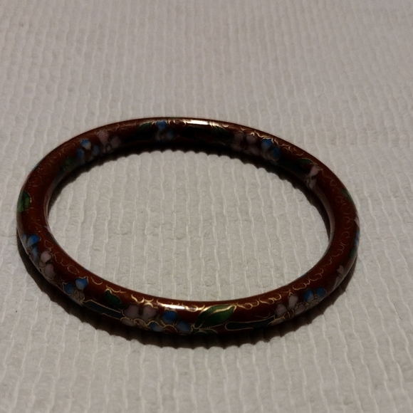 Hand enameled oriental design bangle bracelet - Picture 14 of 16